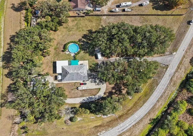 2nd image of 5204 69th St E, Palmetto, FL 34221 | MLS# A4678118