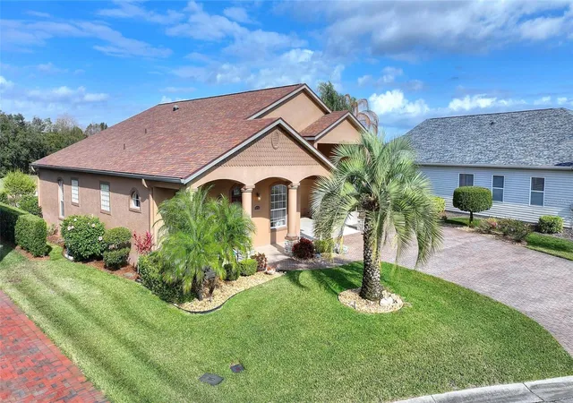 Photo 3 of Single family home for sale at 370 Meandering Way, Polk City, FL 33868 | MLS# L4958533 | Listing updated on 2026-06-09