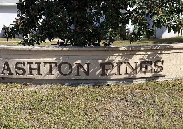 Photo 19 of Single family home for sale at 5295 Ashton Pines Ln, SARASOTA, FL 34231 | MLS# A4678123 | Listing updated on 2026-10-04