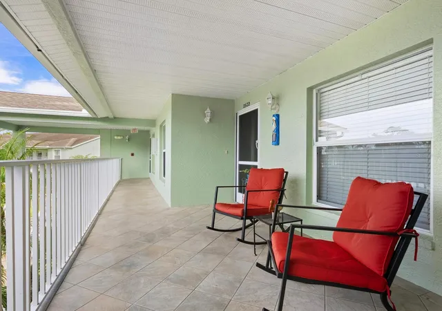 3rd image of 4645 Tower Hill Ln #2522, Sarasota, FL 34238 | MLS# A4678126
