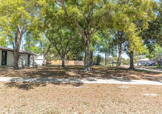 2nd image of 6201 11th Ave S, Gulfport, FL 33707 | MLS# TB8464061
