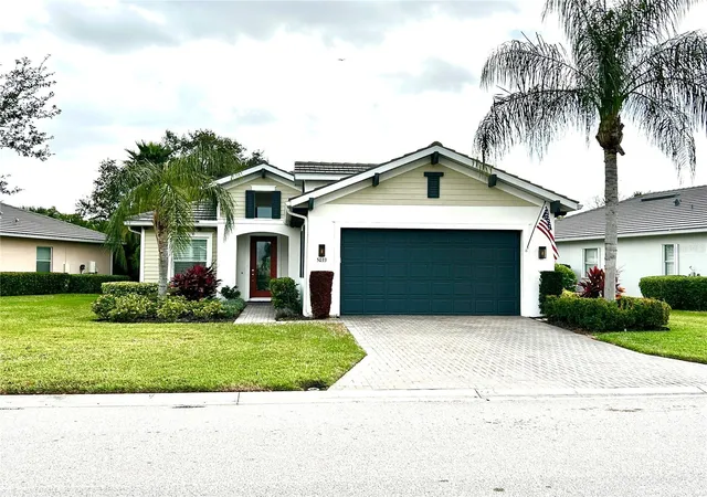3rd image of 5033 Lake Overlook Ave, Bradenton, FL 34208 | MLS# TB8464097