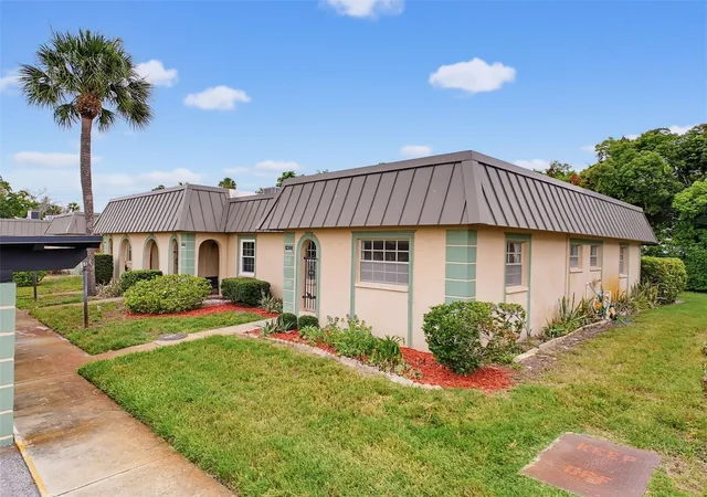 Homes for sale in New Port Richey, FL | 4422 Sunstate Dr, New Port Richey, FL 34652 | MLS# W7882053