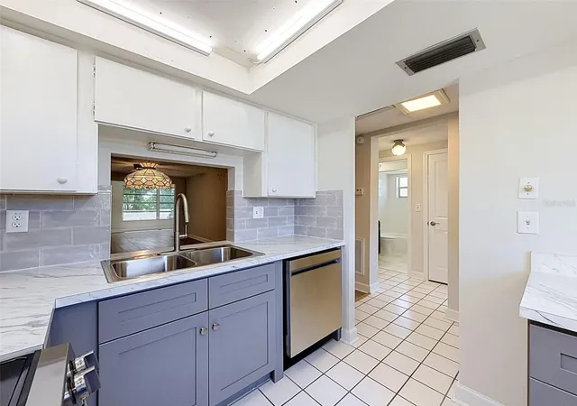 Photo 5 of Condo for sale at 4422 Sunstate Dr, New Port Richey, FL 34652 | MLS# W7882053 | Listing updated on 2026-08-13