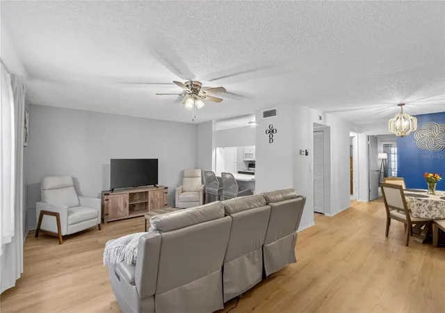 Listing Photo 1 - Condo for sale in building located at 11920 Dietz Dr, TAMPA, FL 33626 - Unit #11920