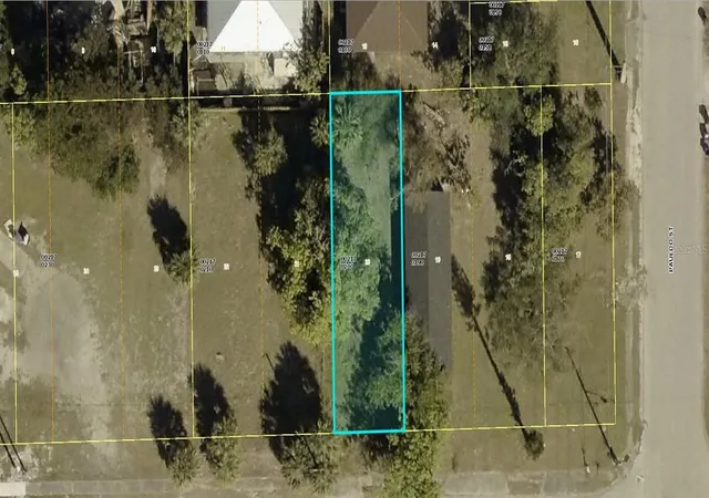 1st image of 2989 Dunbar Ave, Fort Myers, FL 33916 | MLS# A4678176