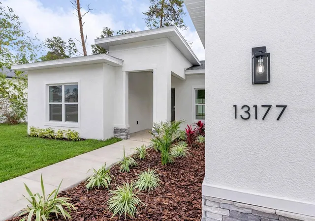 Photo 3 of Single family home for sale at 13177 SW 67th Avenue, Ocala, FL 34473 | MLS# O6373467 | Listing updated on 2026-09-02