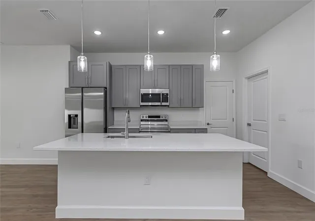 Photo 4 of Single family home for sale at 13177 SW 67th Avenue, Ocala, FL 34473 | MLS# O6373467 | Listing updated on 2026-09-02