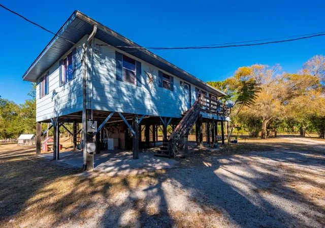 2nd image of 2207 Sw Blossom Ave, Arcadia, FL 34266 | MLS# C7520150