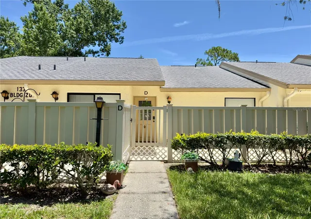 2nd image of 1333 Shady Pine Wy #D, Tarpon Springs, FL 34688 | MLS# TB8464204