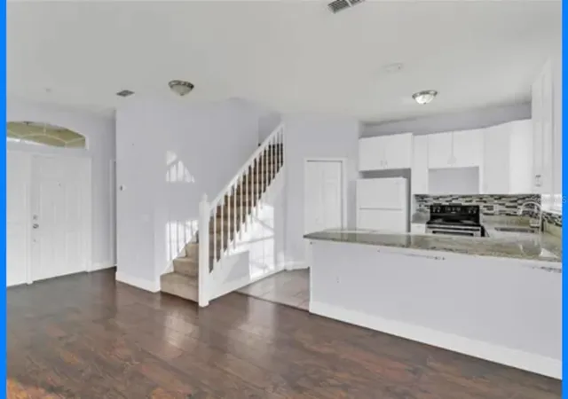 Photo 3 of Sale Pending at 112 Ocean Blf Dr, Kissimmee, FL 34759 | MLS# O6373558 | Listing updated on 2026-05-26