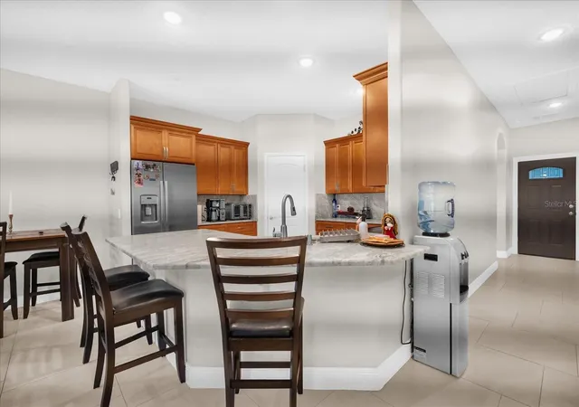 Listing Photo 4 - Condo for sale in building located at 705 Lenox Pl, KISSIMMEE, FL 34758