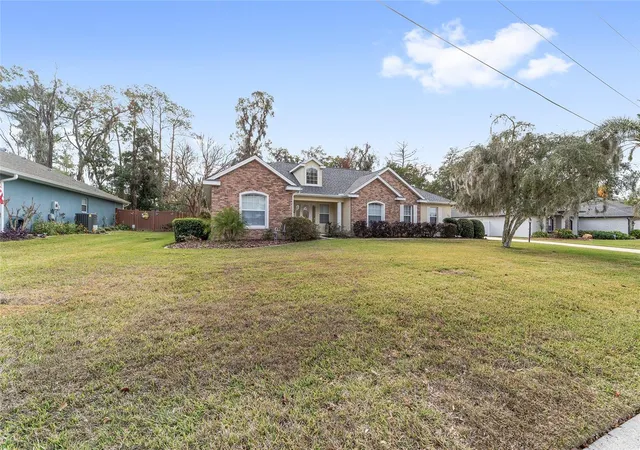 3rd image of 2320 Se 33Rd Pl, Ocala, FL 34471 | MLS# OM716624