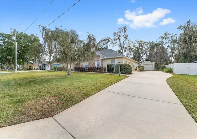 4th image of 2320 Se 33Rd Pl, Ocala, FL 34471 | MLS# OM716624