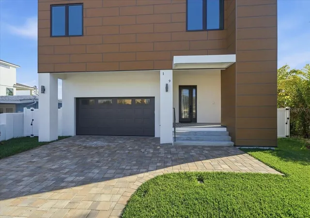 2nd image of 109 Punta Vista Dr, St Pete Beach, FL 33706 | MLS# TB8464490