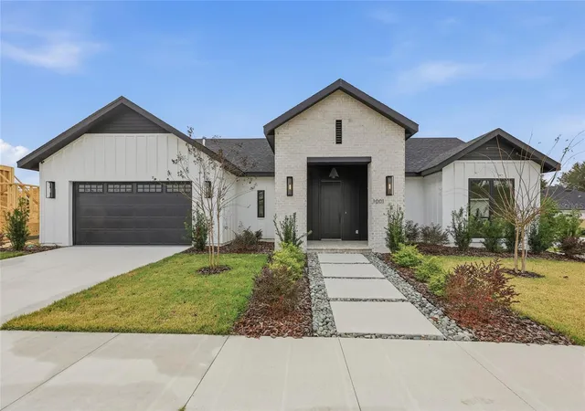 Photo 1 of Single family home for sale at 1001 Sw 120th Drive, Gainesville, FL 32607 | MLS# GC536593 | Listing updated on 2026-08-01
