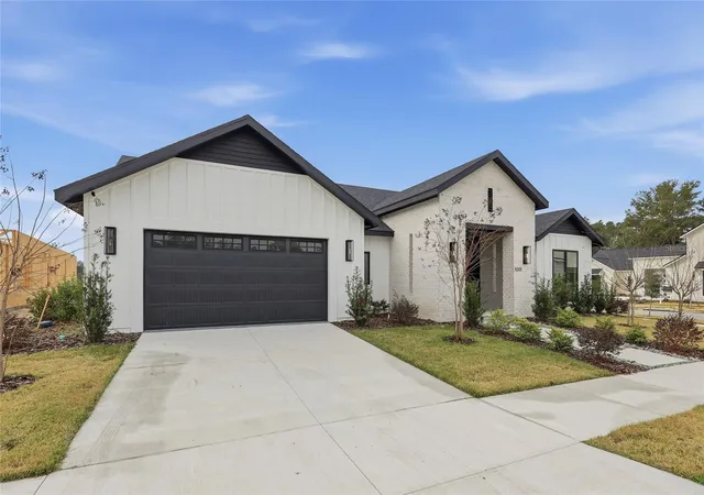 Photo 3 of Single family home for sale at 1001 Sw 120th Drive, Gainesville, FL 32607 | MLS# GC536593 | Listing updated on 2026-08-01