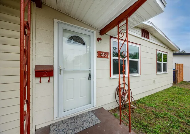 Photo 2 of Single family home for sale at 418 39th Avenue N, Saint Petersburg, FL 33703 | MLS# TB8464525 | Listing updated on 2026-08-03