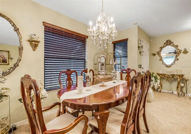 Photo 2 of Single family home for sale at 551 Grand Cayman Cir, Lakeland, FL 33803 | MLS# L4958574 | Listing updated on 2026-10-12