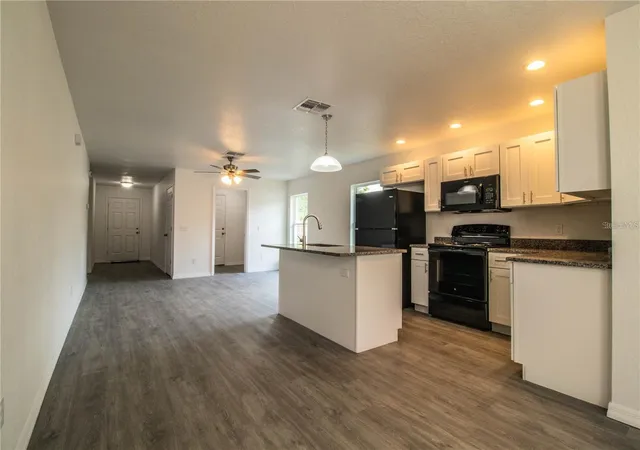 5th image of 1437 Amos Ave, Lakeland, FL 33805 | MLS# L4958576