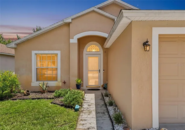 Photo 1 of Single family home for sale at 342 Dahoon Holly Dr, Daytona Beach, FL 32117 | MLS# V4946752 | Listing updated on 2026-08-30