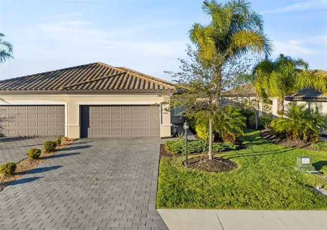 Homes for sale in Bradenton, FL | 15949 Clear Skies Pl, Bradenton, FL 34211 | MLS# A4678357