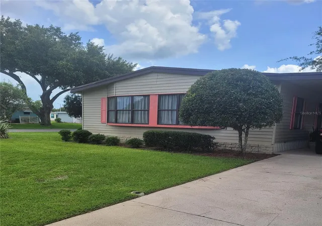 Photo 1 of Manufactured home for sale at 3211 Wekiva Rd, Tavares, FL 32778 | MLS# G5106733 | Listing updated on 2026-06-26