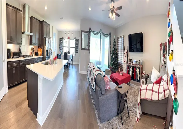 3rd image of 14820 Paddock Pond Ave, Lithia, FL 33547 | MLS# O6373904