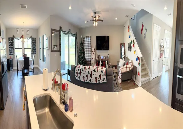 4th image of 14820 Paddock Pond Ave, Lithia, FL 33547 | MLS# O6373904