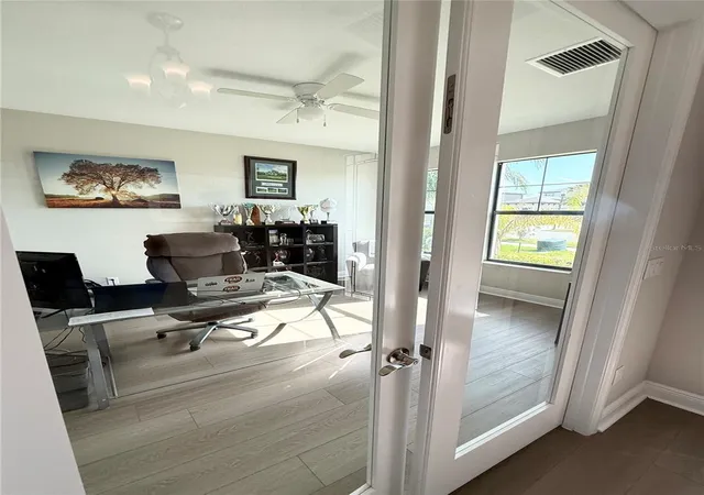 5th image of 14820 Paddock Pond Ave, Lithia, FL 33547 | MLS# O6373904