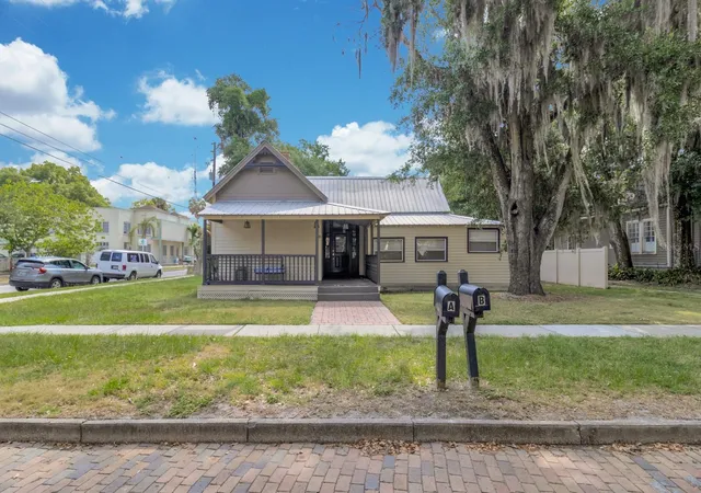 1st image of 21 N Beaumont Ave, Kissimmee, FL 34741 | MLS# S5141772