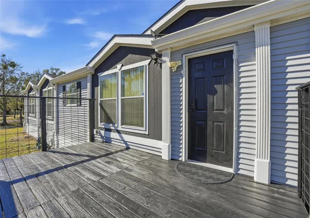 Photo 3 of Manufactured home for sale at 3844 Kaiser Ave, Saint Cloud, FL 34772 | MLS# O6373949 | Listing updated on 2026-08-13
