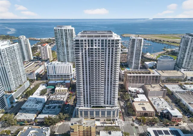 Photo 1 of Condo for sale at 275 1st Avenue S #2706, Saint Petersburg, FL 33701 | MLS# TB8464809 | Listing updated on 2026-10-26