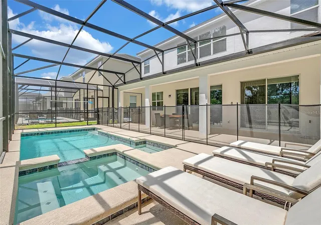 Photo 4 of Single family home for sale at 2547 Shanti Dr, Kissimmee, FL 34746 | MLS# O6373995 | Listing updated on 2026-09-16