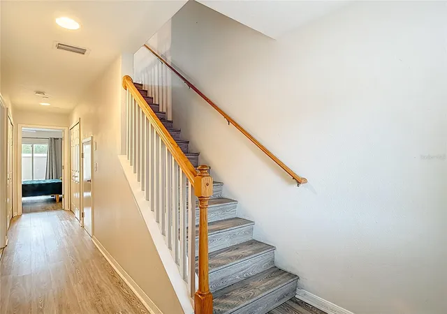 4th image of 2426 Middleton Grove Dr, Brandon, FL 33511 | MLS# TB8464949