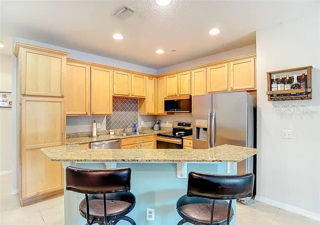 5th image of 2426 Middleton Grove Dr, Brandon, FL 33511 | MLS# TB8464949