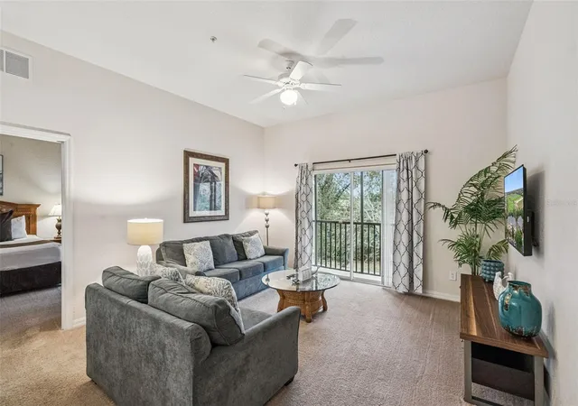 Listing Photo 5 - Condo for sale in building located at 316 New Providence Promenade, DAVENPORT, FL 33897