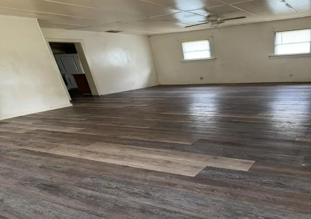 Photo 2 of Single family home for sale at 1049 Plateau Ave, Lakeland, FL 33815 | MLS# L4958607 | Listing updated on 2026-10-12