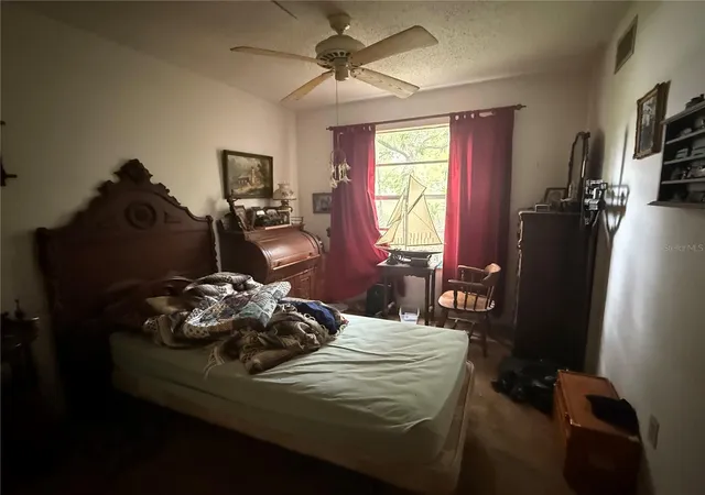 Photo 4 of Single family home for sale at 37315 Beach Dr, Umatilla, FL 32784 | MLS# G5106786 | Listing updated on 2026-09-29