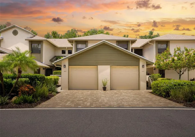 Photo 1 of Condo for sale at 1678 Starling Dr #102, Sarasota, FL 34231 | MLS# A4678531 | Listing updated on 2026-09-04