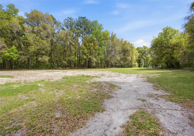 3rd image of 3660 W Hwy 329, Reddick, FL 32686 | MLS# OM716744