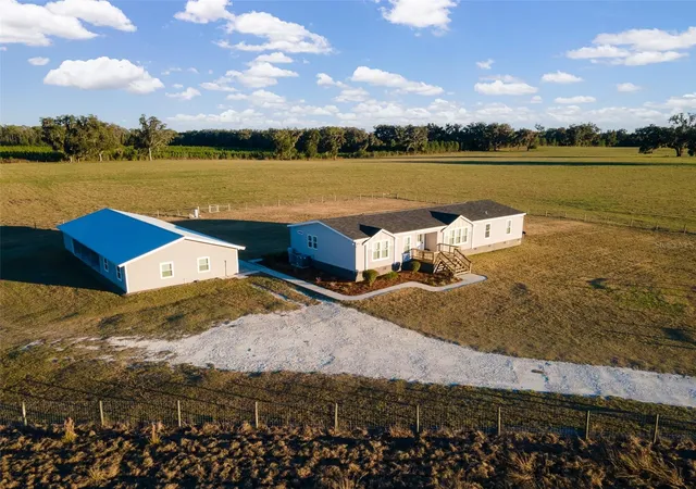 Photo 1 of Manufactured home for sale at 3789 Nw 202nd Street, Newberry, FL 32669 | MLS# GC536651 | Listing updated on 2026-08-13