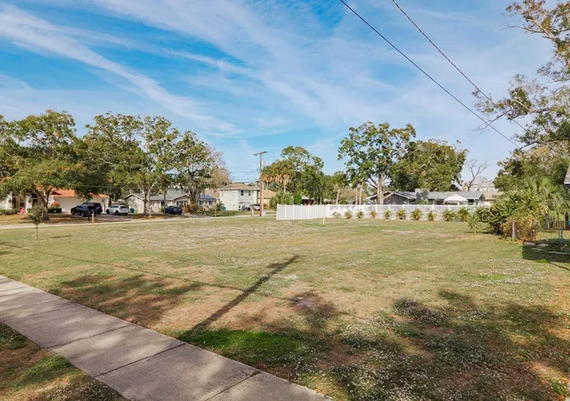 4th image of 311 Washington Ave, Oldsmar, FL 34677 | MLS# TB8465278
