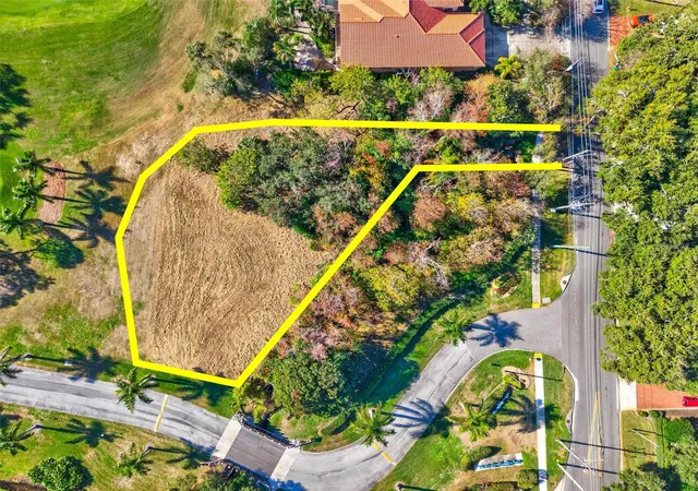 1st image of Royal Palm Dr S, Saint Petersburg, FL 33707 | MLS# TB8465315