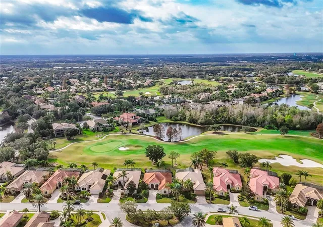 Photo 3 of Single family home for sale at 7042 Vilamoura Pl, Lakewood Ranch, FL 34202 | MLS# A4678644 | Listing updated on 2026-06-28