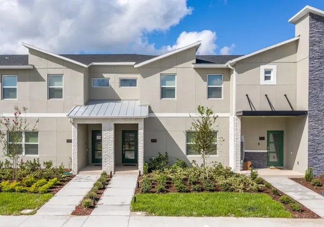 Photo 3 of Townhouse for sale at 278 Ocean Crse Ave, Davenport, FL 33896 | MLS# O6374406 | Listing updated on 2026-10-03