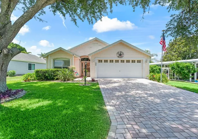 Homes for sale in The Villages, FL | 1405 W Schwartz Blvd, The Villages, FL 32159 | MLS# G5106838