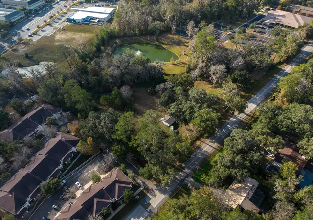 13th image of 560 Nw 39th Rd, Gainesville, FL 32607 | MLS# GC536664