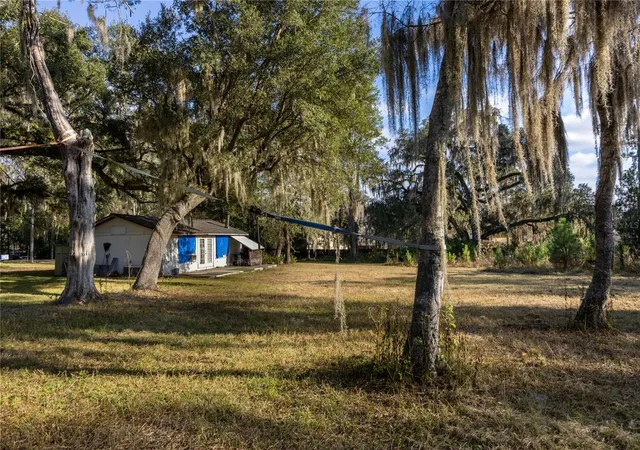 4th image of 560 Nw 39Th Rd, Gainesville, FL 32607 | MLS# GC536664