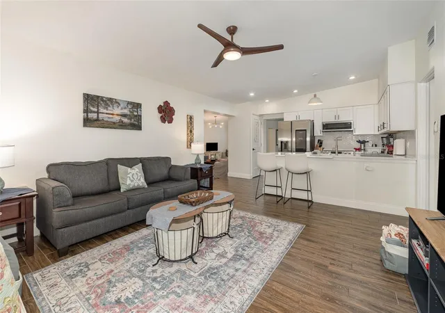 3rd image of 2721 E Marks St, Orlando, FL 32803 | MLS# O6374453